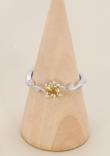 BAGUE POINTE DIAMANT CITRINE FACETEE