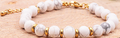 Bracelet doré howlite blanche