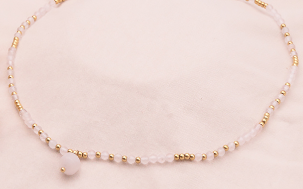 Collier doré quartz rose