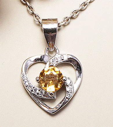 PENDENTIF COEUR CITRINE FACETEE
