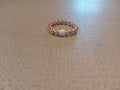 Bague hématite rose / howlite blanche élastique